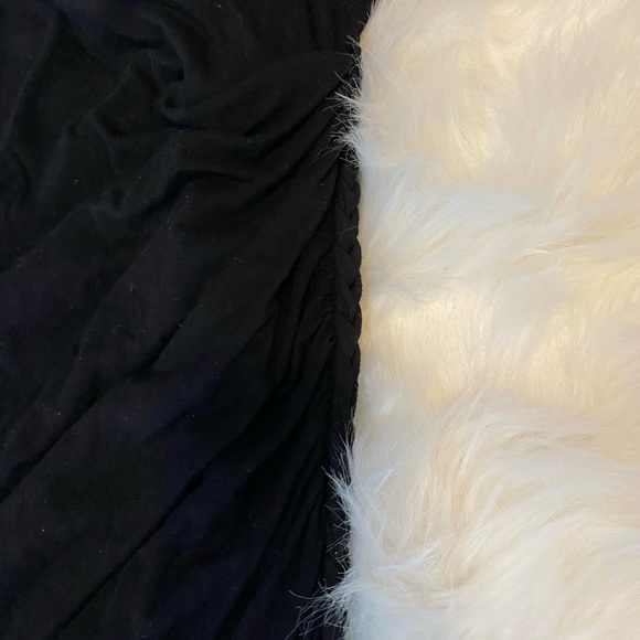 Solid asymmetrical midi skirt - Picture 4 of 5